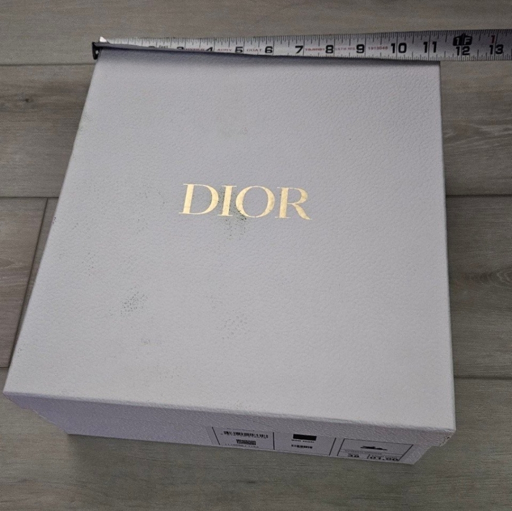 Dior gift box dior decor